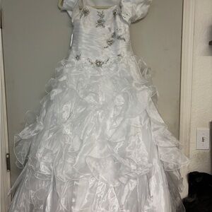 Elegant White Ruffled Gown girls 8